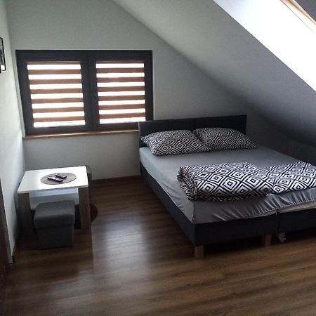 Ferienwohnung Wynajem Pokoi Wiki Mikołajki Exterior foto