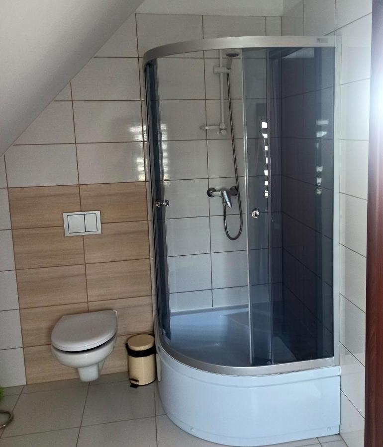 Ferienwohnung Wynajem Pokoi Wiki Mikołajki Exterior foto