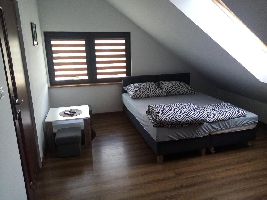 Ferienwohnung Wynajem Pokoi Wiki Mikołajki Exterior foto